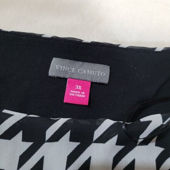 Vince Camuto Houndstooth Chiffon Long Sleeve Blouse - Size 3X - Picture 6 of 9